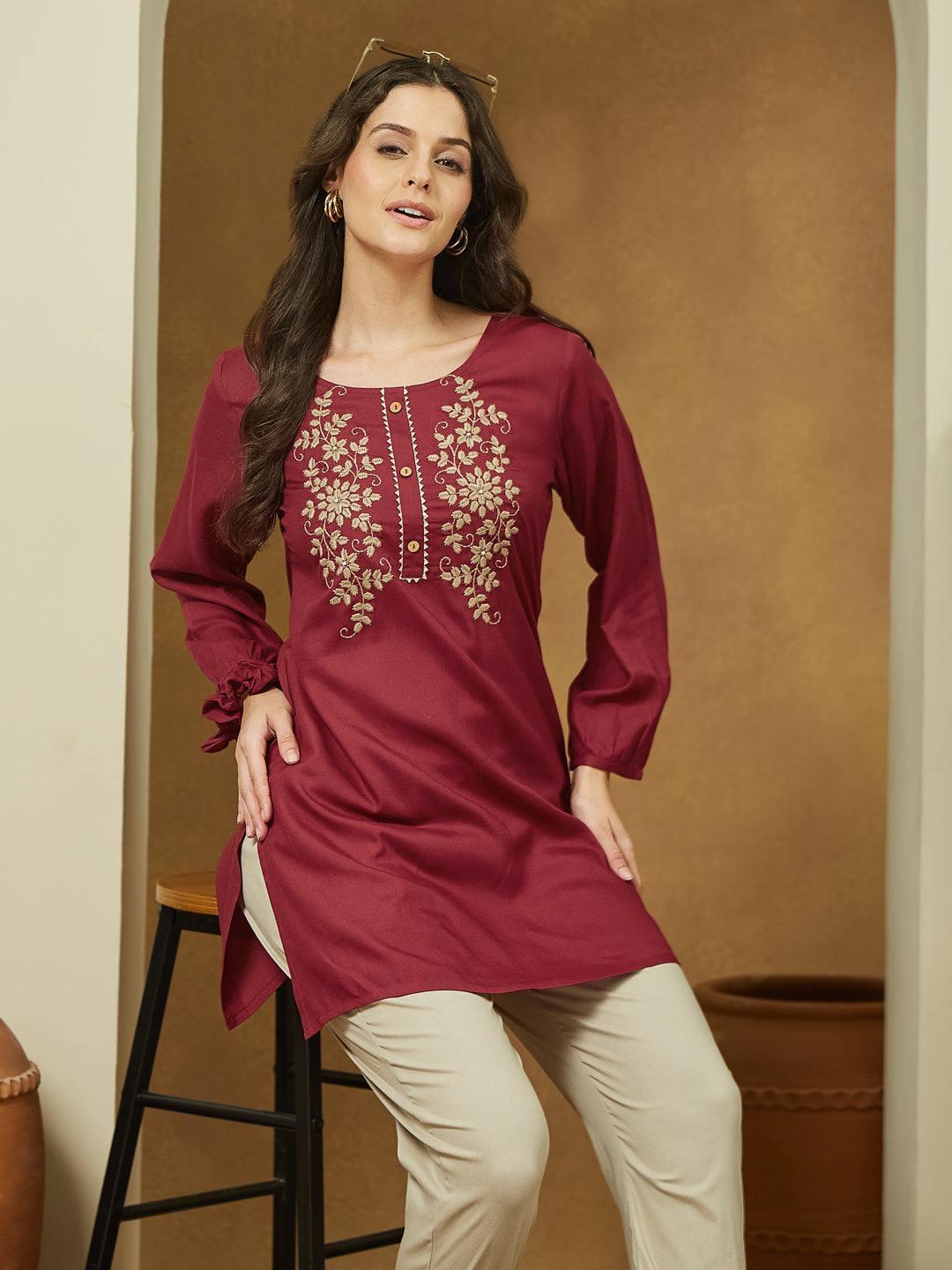 Ninnique Women's Maroon Rayon Embroidered Straight Short Kurti