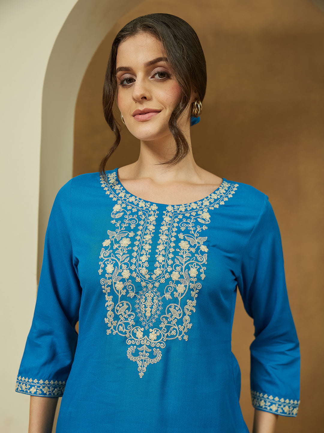 Ninnique Women's Blue Rayon Embroidered Straight Short Kurti