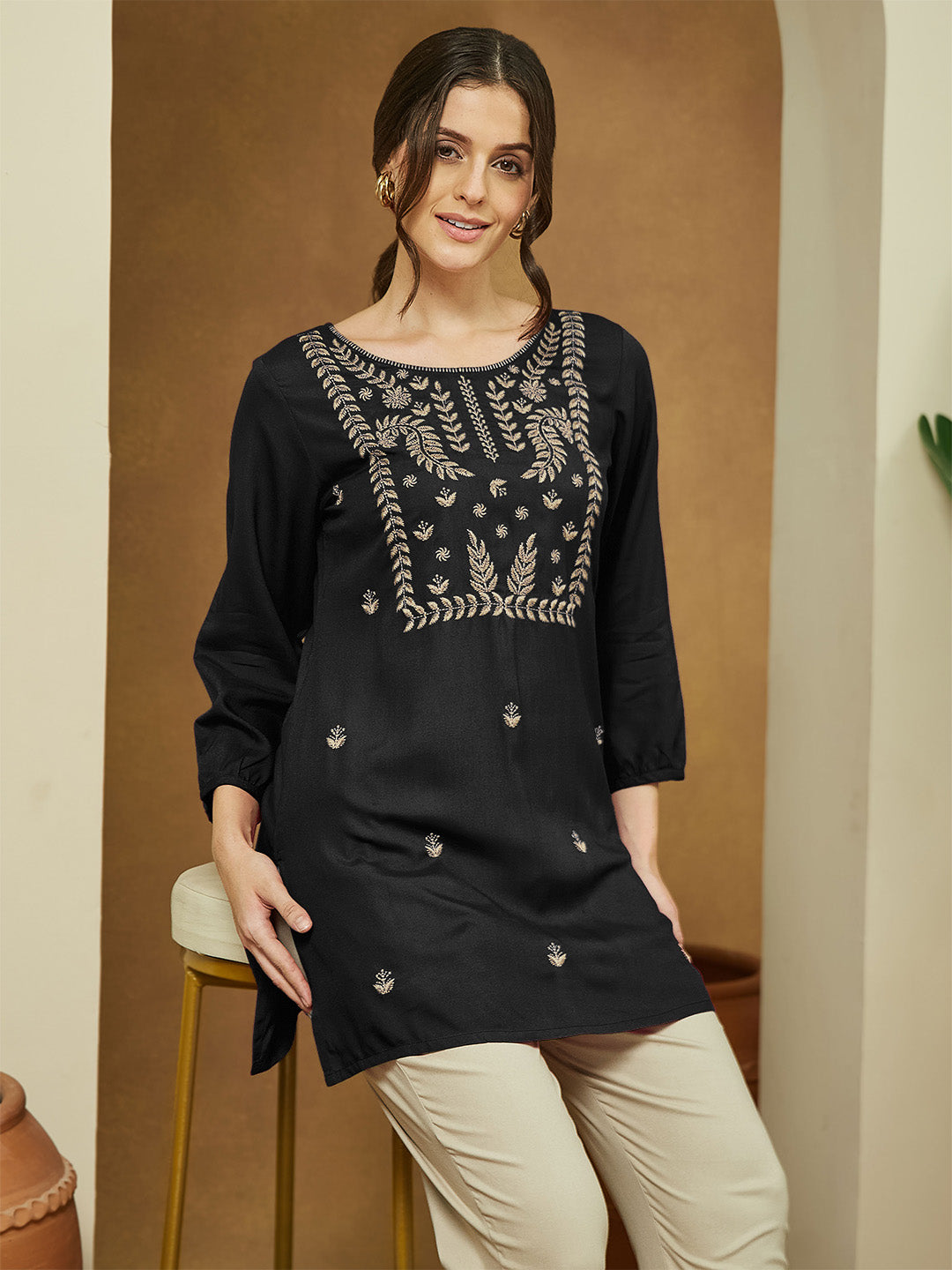 Ninnique Women's Black Rayon Embroidered Straight Short Kurti