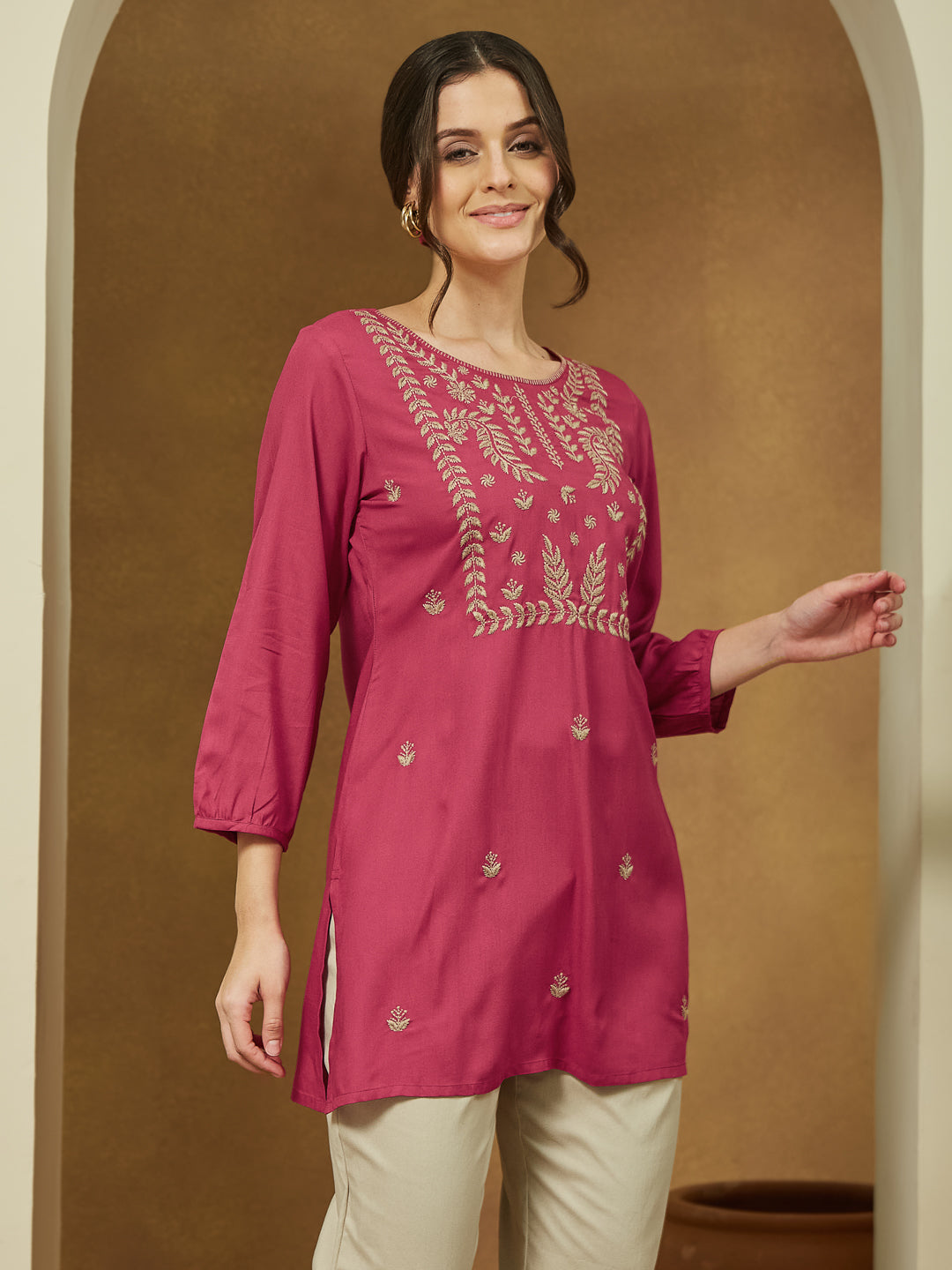Ninnique Women's Magenta Pink Rayon Embroidered Straight Short Kurti
