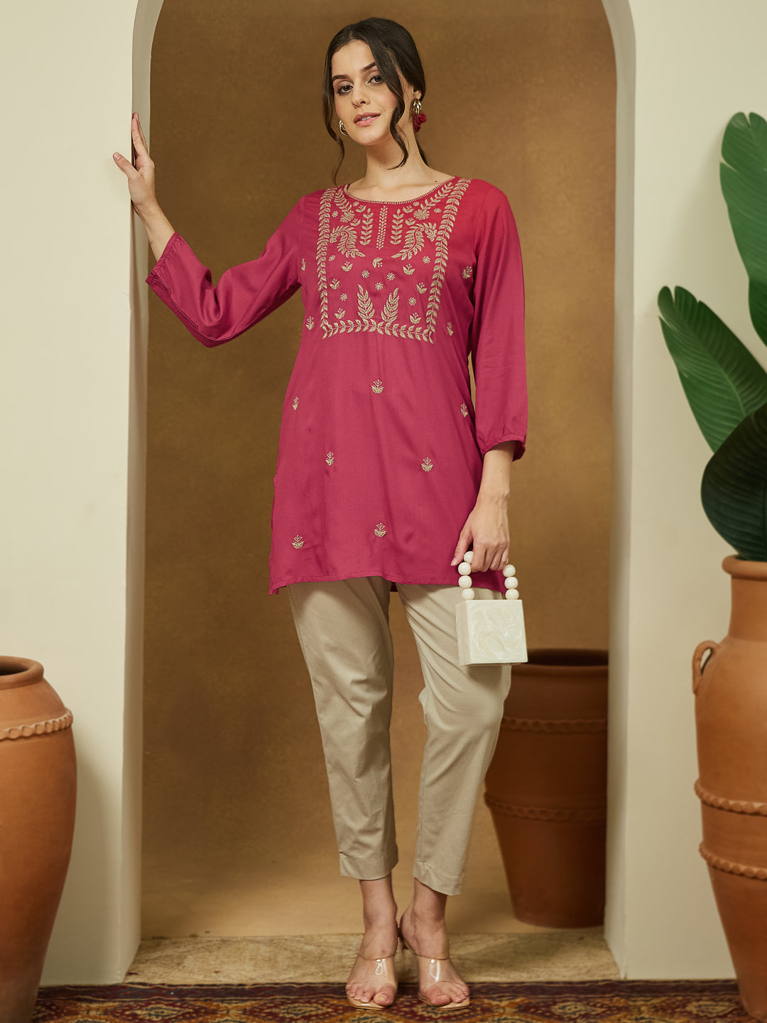 Ninnique Women's Magenta Pink Rayon Embroidered Straight Short Kurti