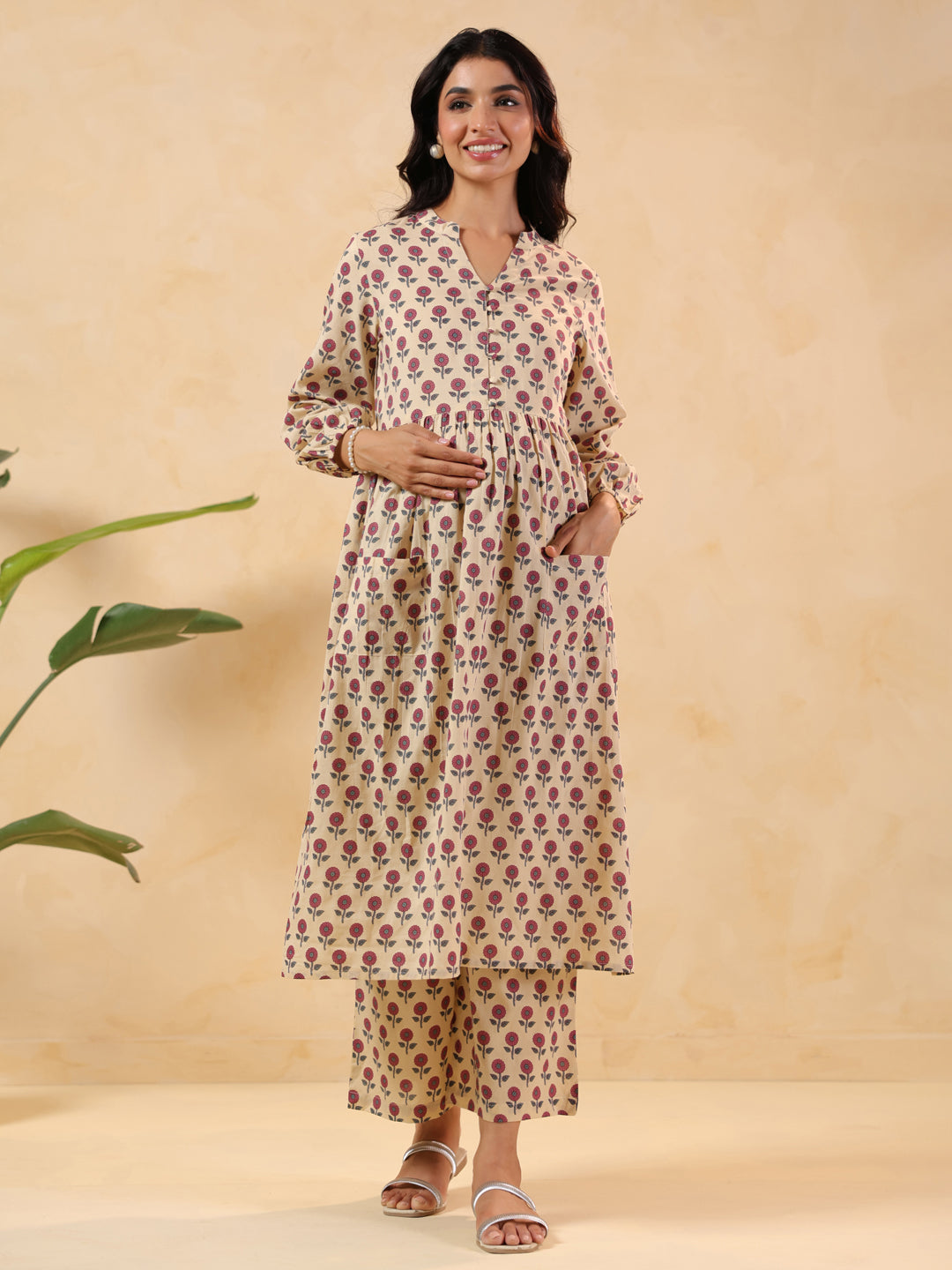 Ninnique Women's Cream Pure Cotton Floral Printed A-line Maternity Kurta Pant Set