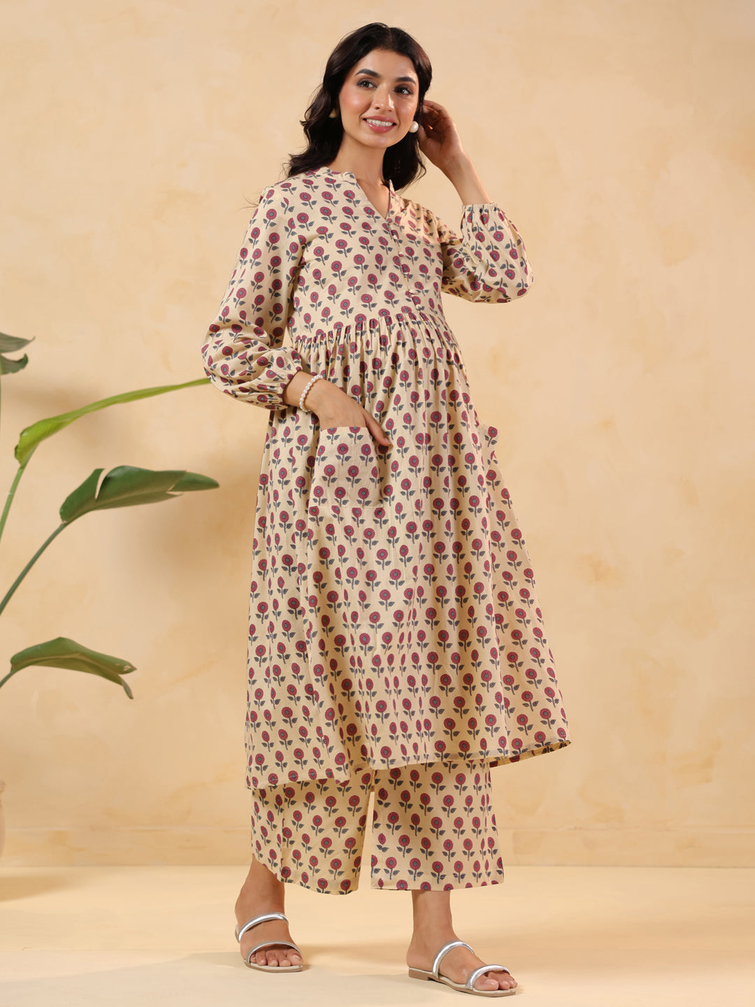 Ninnique Women's Cream Pure Cotton Floral Printed A-line Maternity Kurta Pant Set