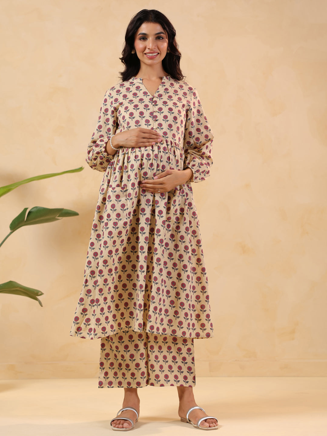 Ninnique Women's Cream Pure Cotton Floral Printed A-line Maternity Kurta Pant Set