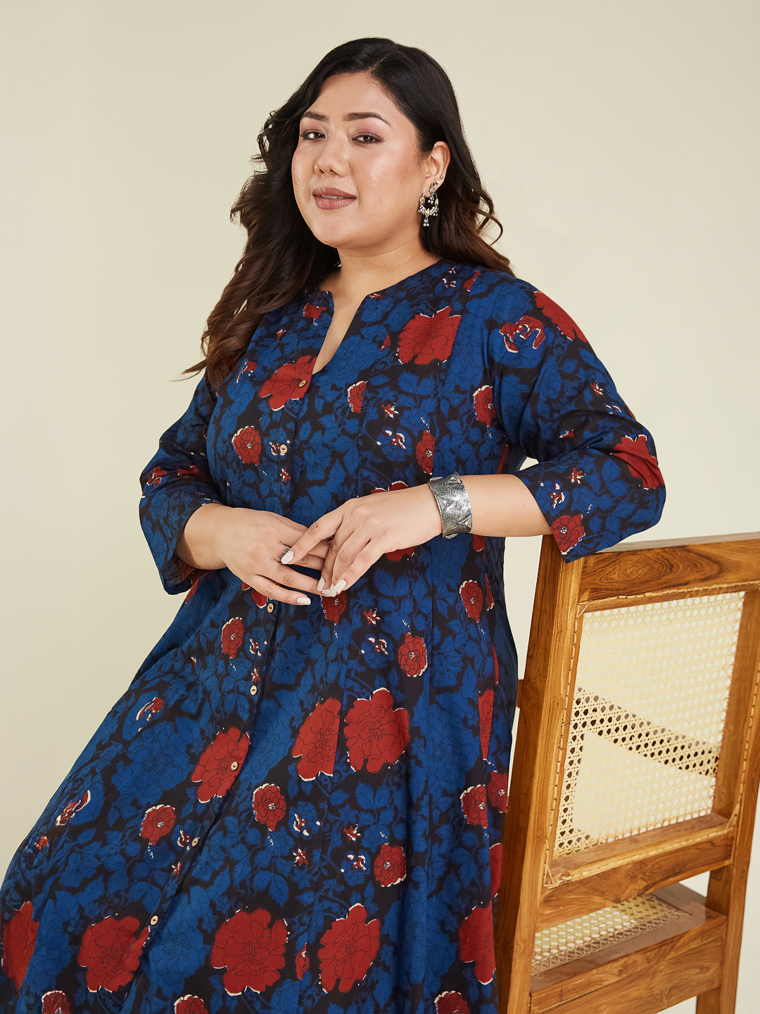 Ninnique Women's Plus Size Navy Blue Pure Cotton Floral Printed A-line Kurta Pant Set