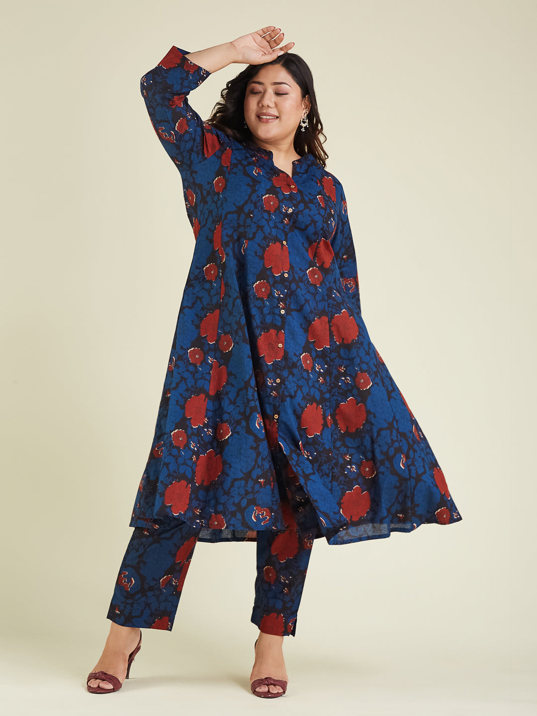 Ninnique Women's Plus Size Navy Blue Pure Cotton Floral Printed A-line Kurta Pant Set