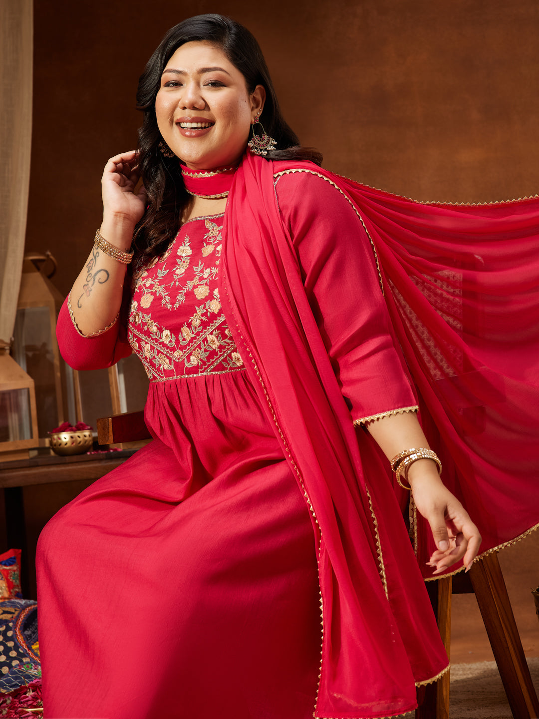 Ninnique Women's Plus Size Pink Silk Blend Yoke Embroidered A-line Kurta Set