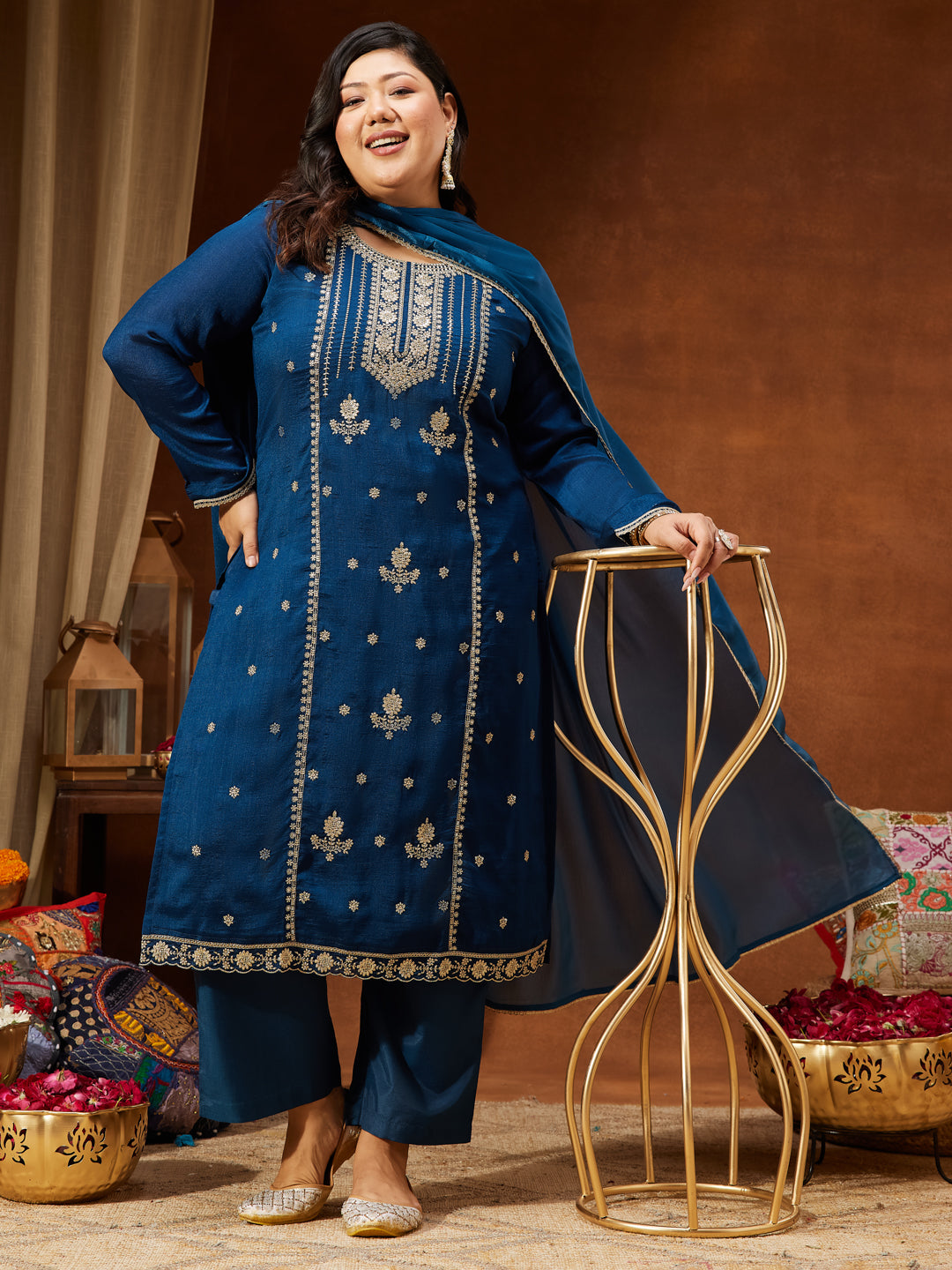 Ninnique Women's Plus Size Teal Blue Silk Blend Zari Embroidered Straight Kurta Set