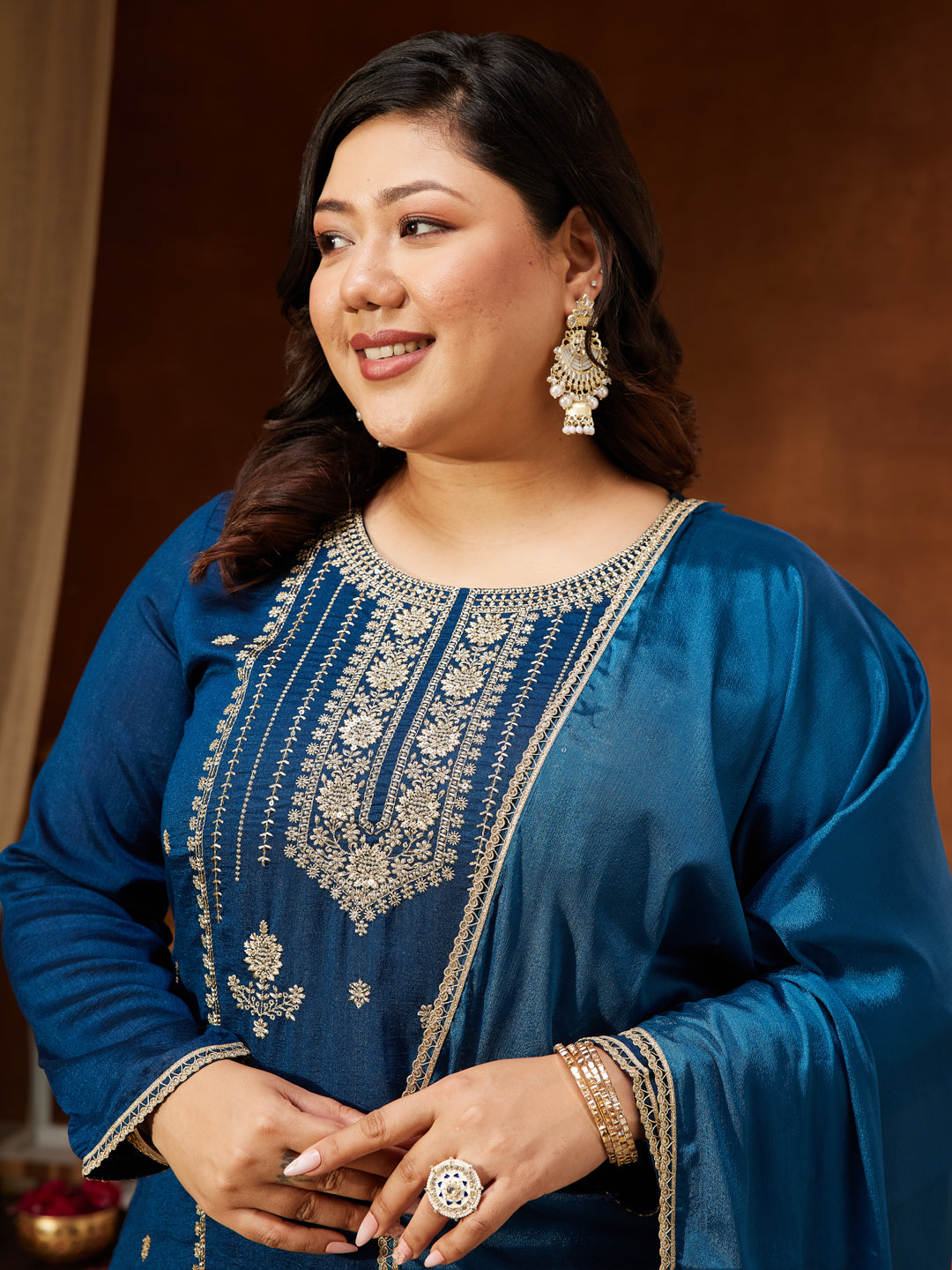 Ninnique Women's Plus Size Teal Blue Silk Blend Zari Embroidered Straight Kurta Set