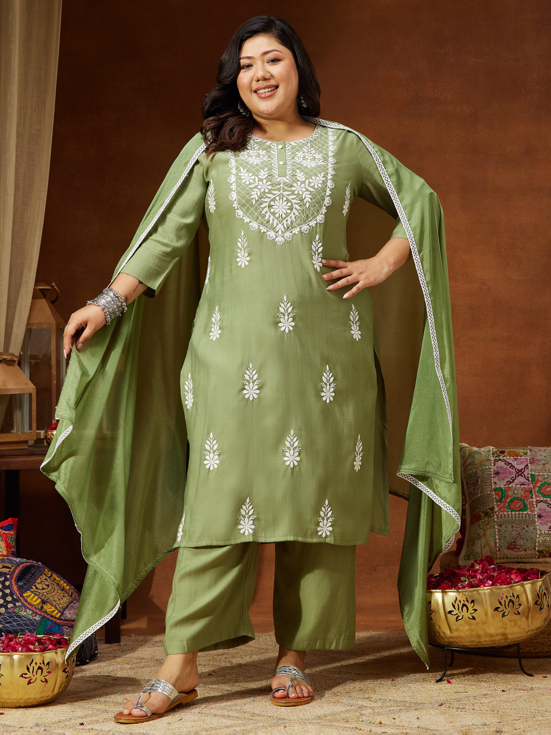 Ninnique Women's Plus Size Sage Green Silk Blend Embroidered Straight Kurta Set