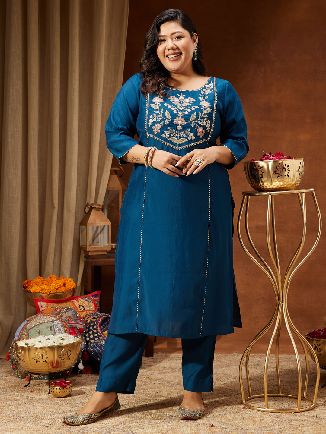 Ninnique Women's Plus Size Teal Chanderi Silk Embroidered Straight Kurta Set