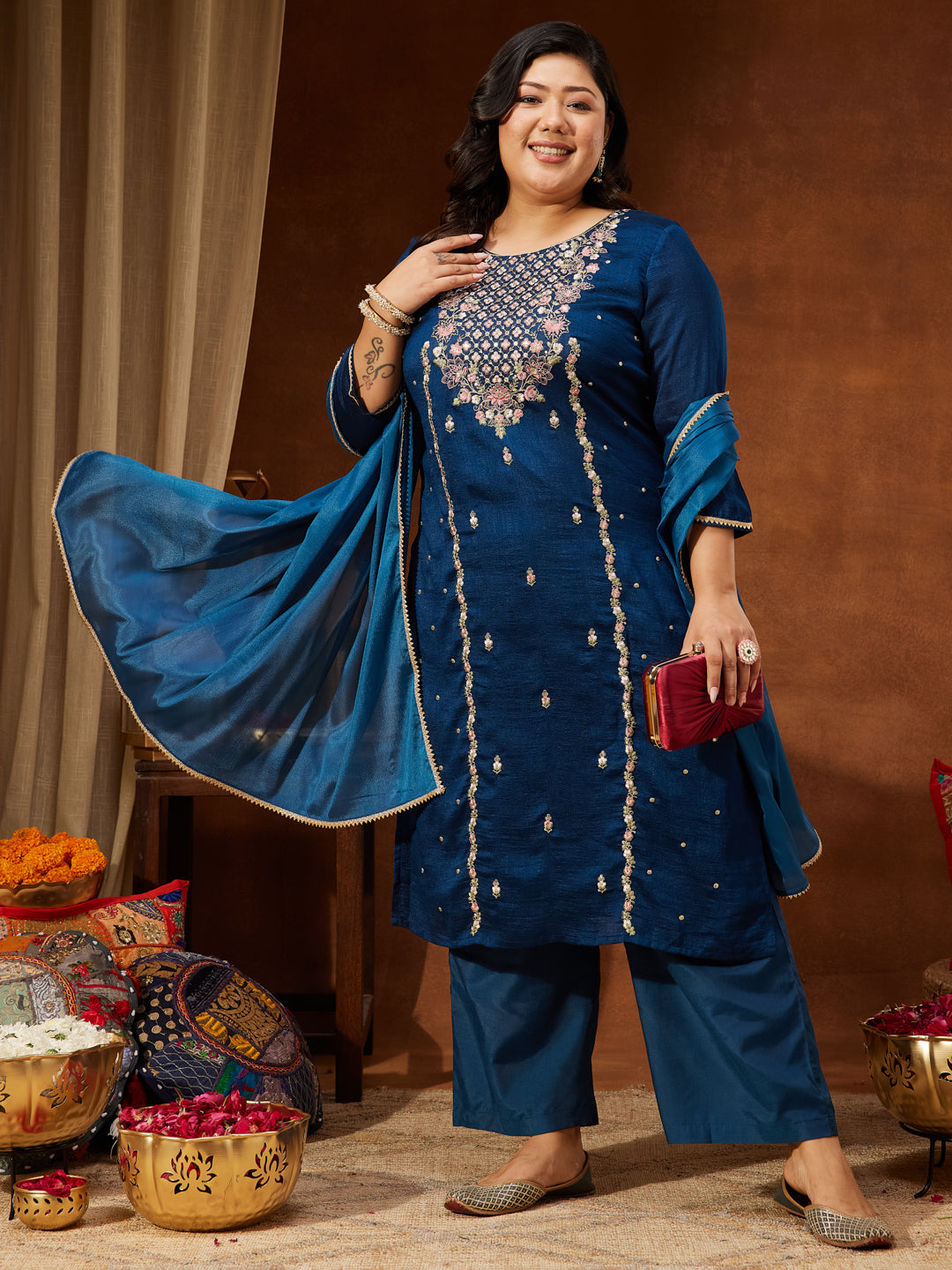 Ninnique Women's Plus Size Teal Blue Silk Blend Zari Embroidered Straight Kurta Set