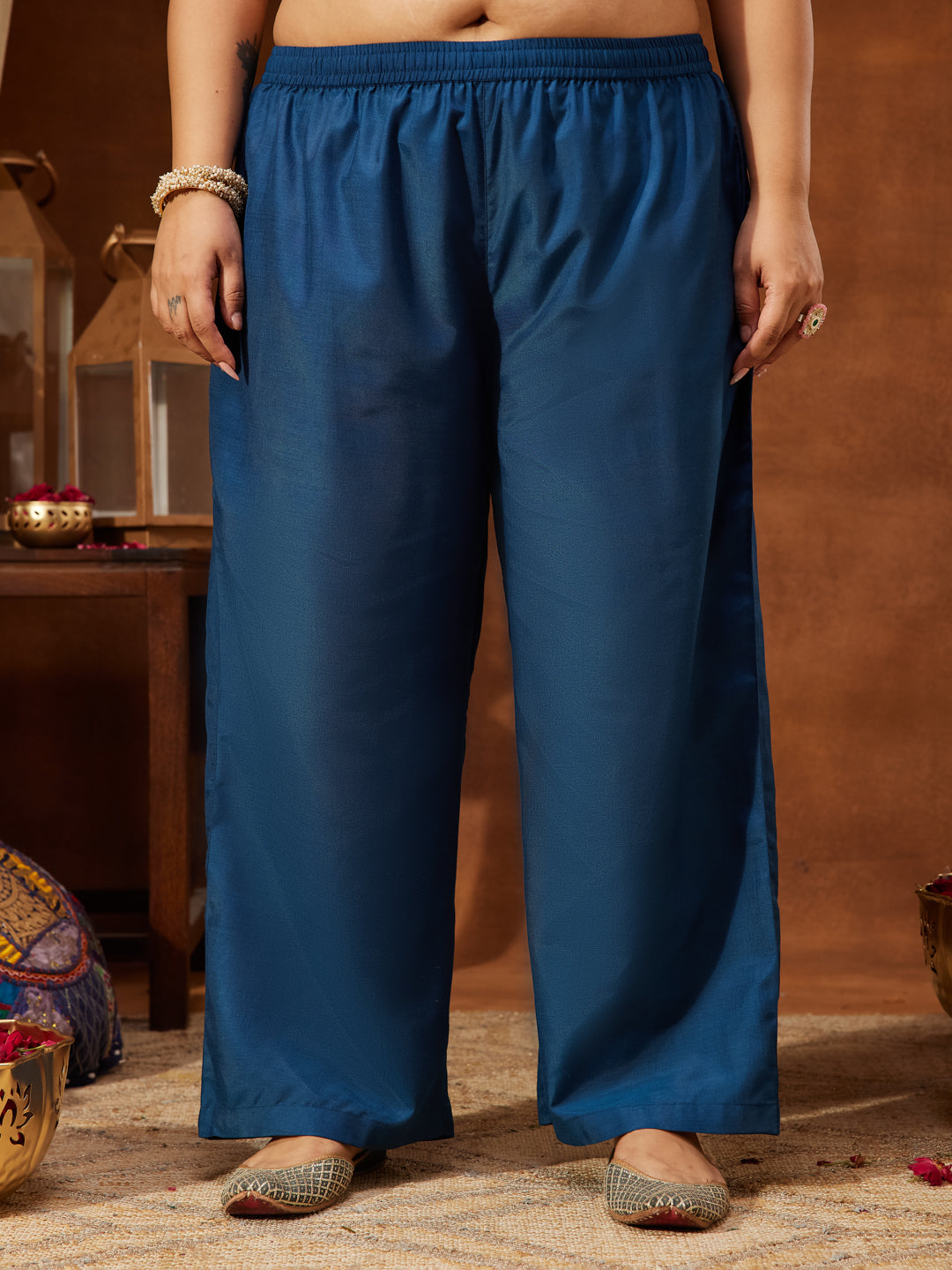 Ninnique Women's Plus Size Teal Blue Silk Blend Zari Embroidered Straight Kurta Set